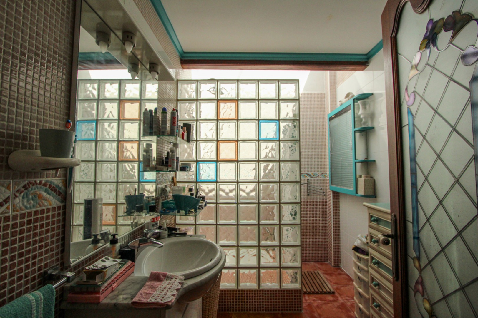 Exclusive 3-Bed Apartment in the Heart of Jalón