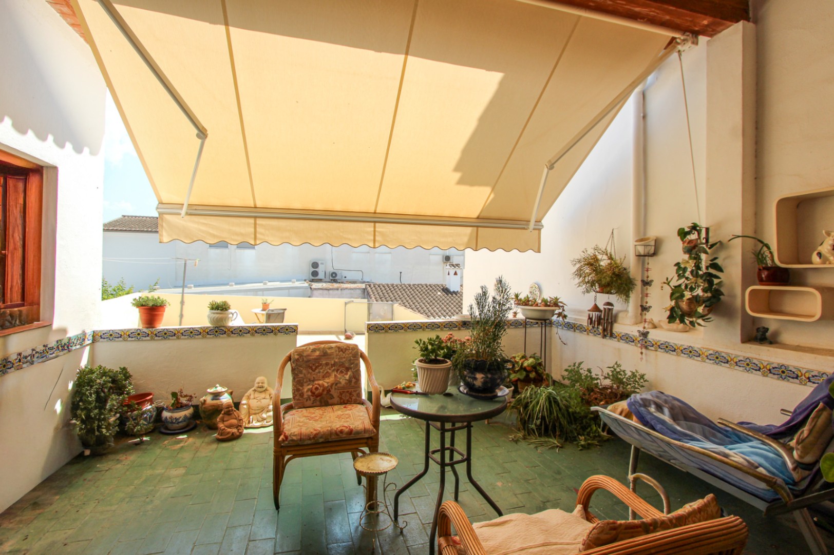 Exclusive 3-Bed Apartment in the Heart of Jalón