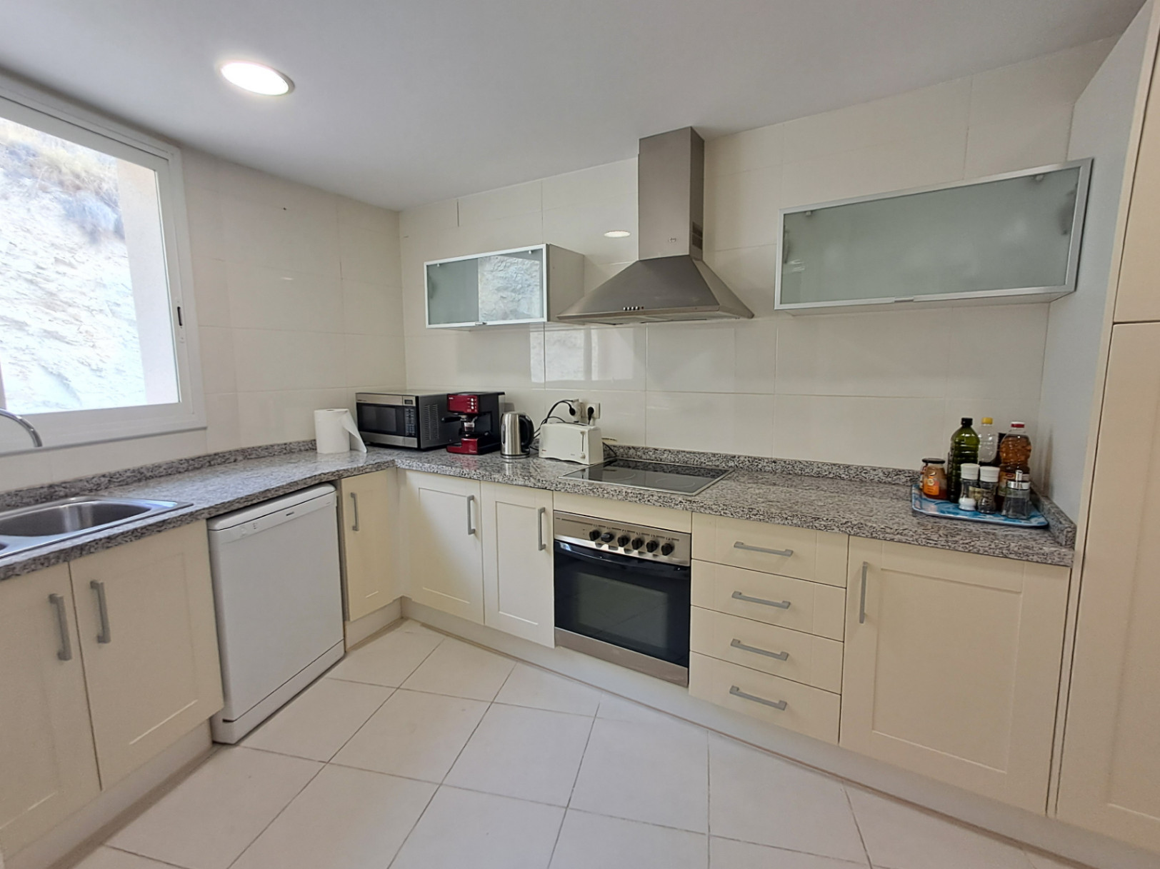 Short-term seasonal rental apartment in Colinas de Altea