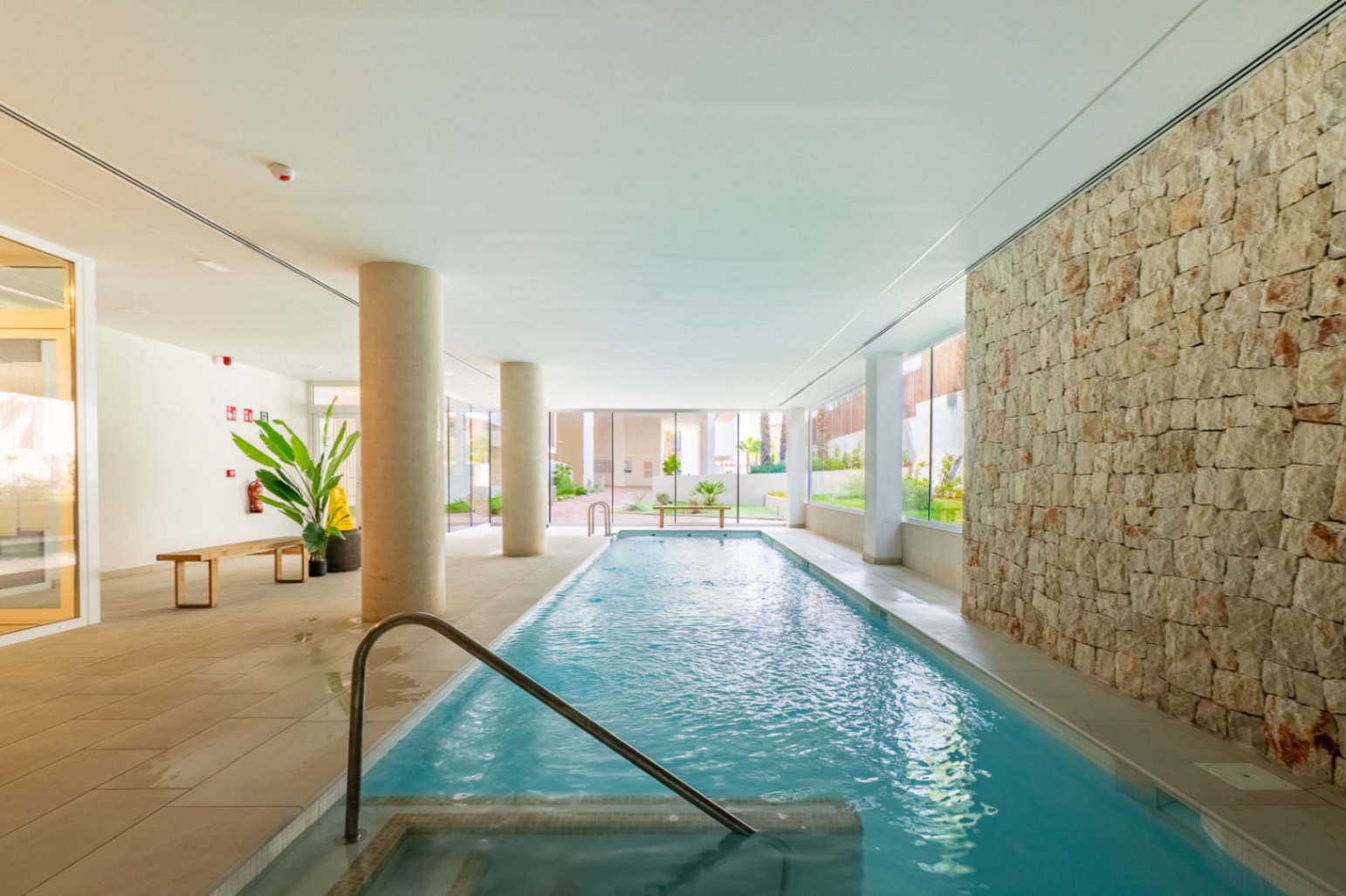 Modern apartment in Jávea – Walking distance to Port