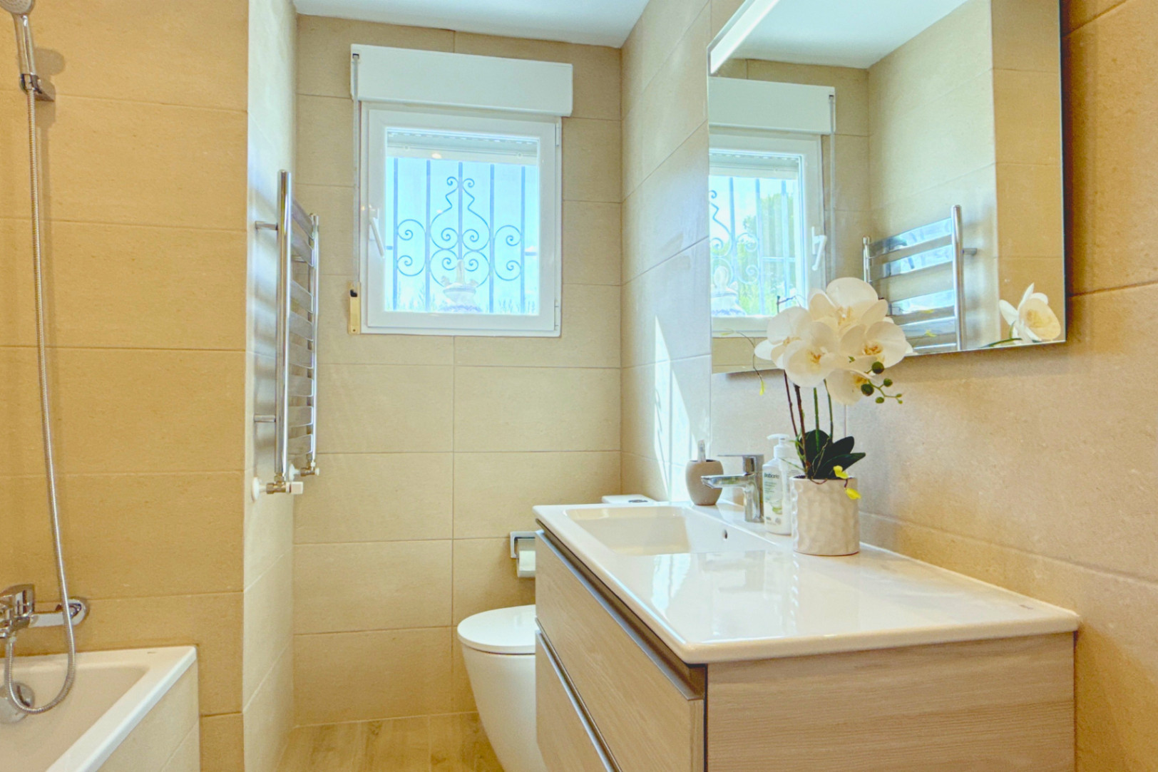 Detached Villa for Sale in Moravit, Moraira