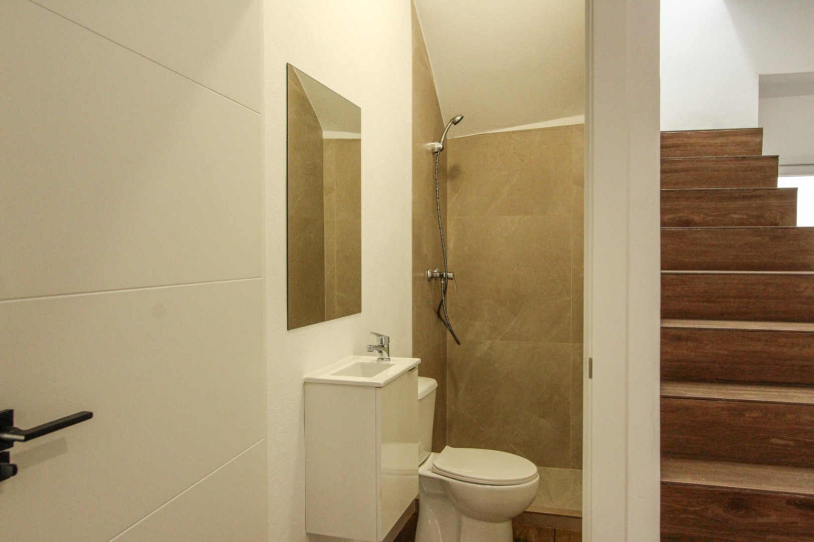 Renoviertes 3-Zimmer-Reihenhaus zum Verkauf in Murla