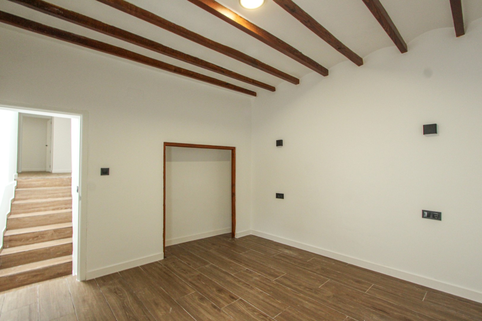 Renoviertes 3-Zimmer-Reihenhaus zum Verkauf in Murla