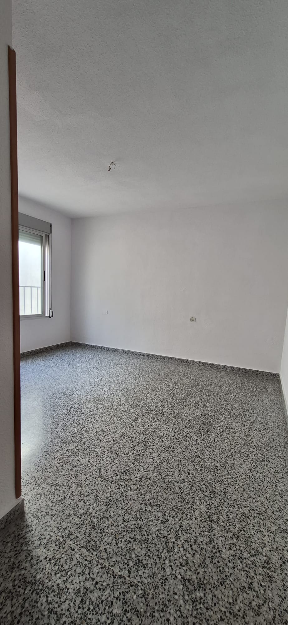 Townhouse in La Nucía Pueblo with 4 bedrooms and a good location.