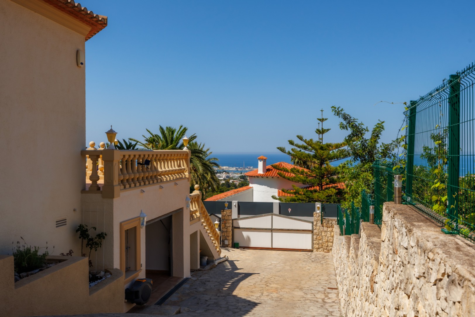 Villa with Infinity Pool & 180° Sea Views in Denia