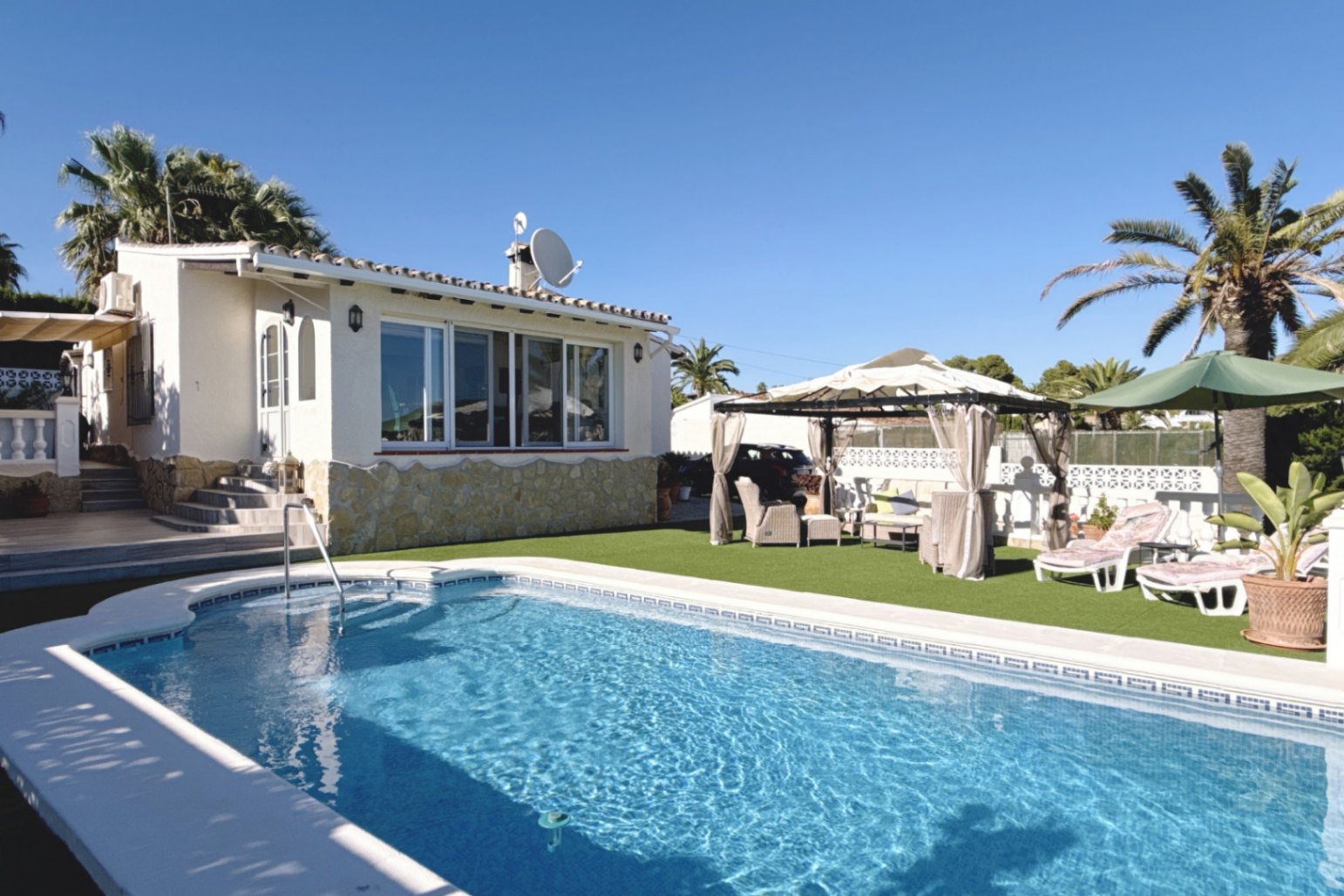 3-Zimmer-Villa in Moraira mit offenem Blick