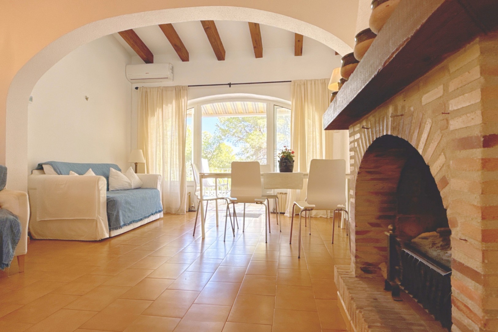 2-Zimmer-Bungalow in Moraira mit Gemeinschaftspool