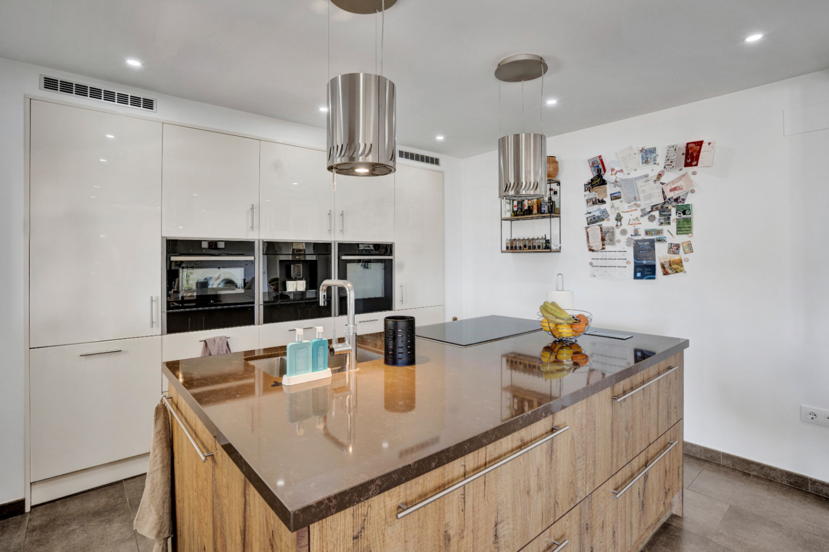 3 Bedroom Villa for Sale in La Fustera, Benissa 