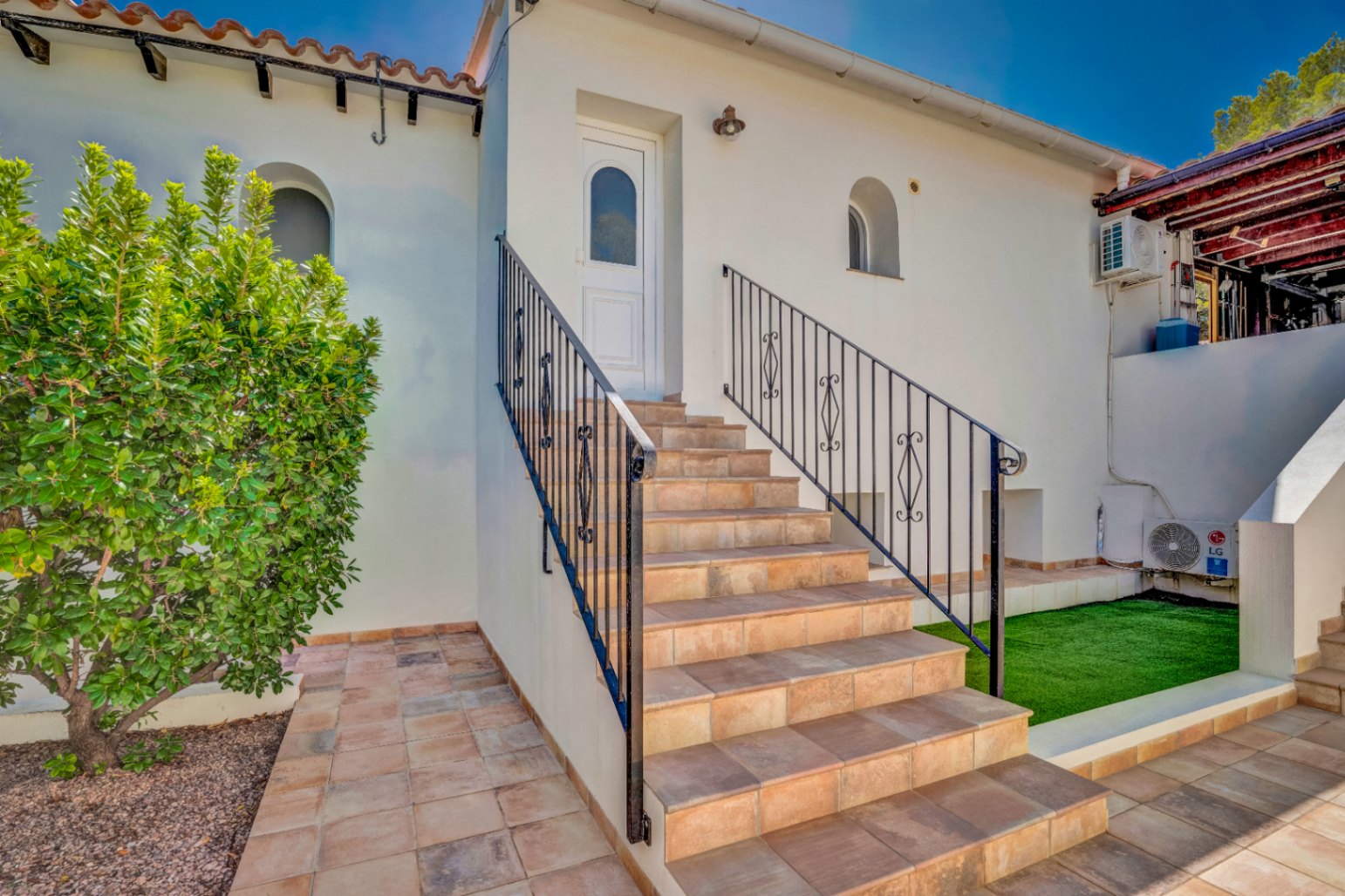 3 Bedroom Villa for Sale in La Fustera, Benissa 