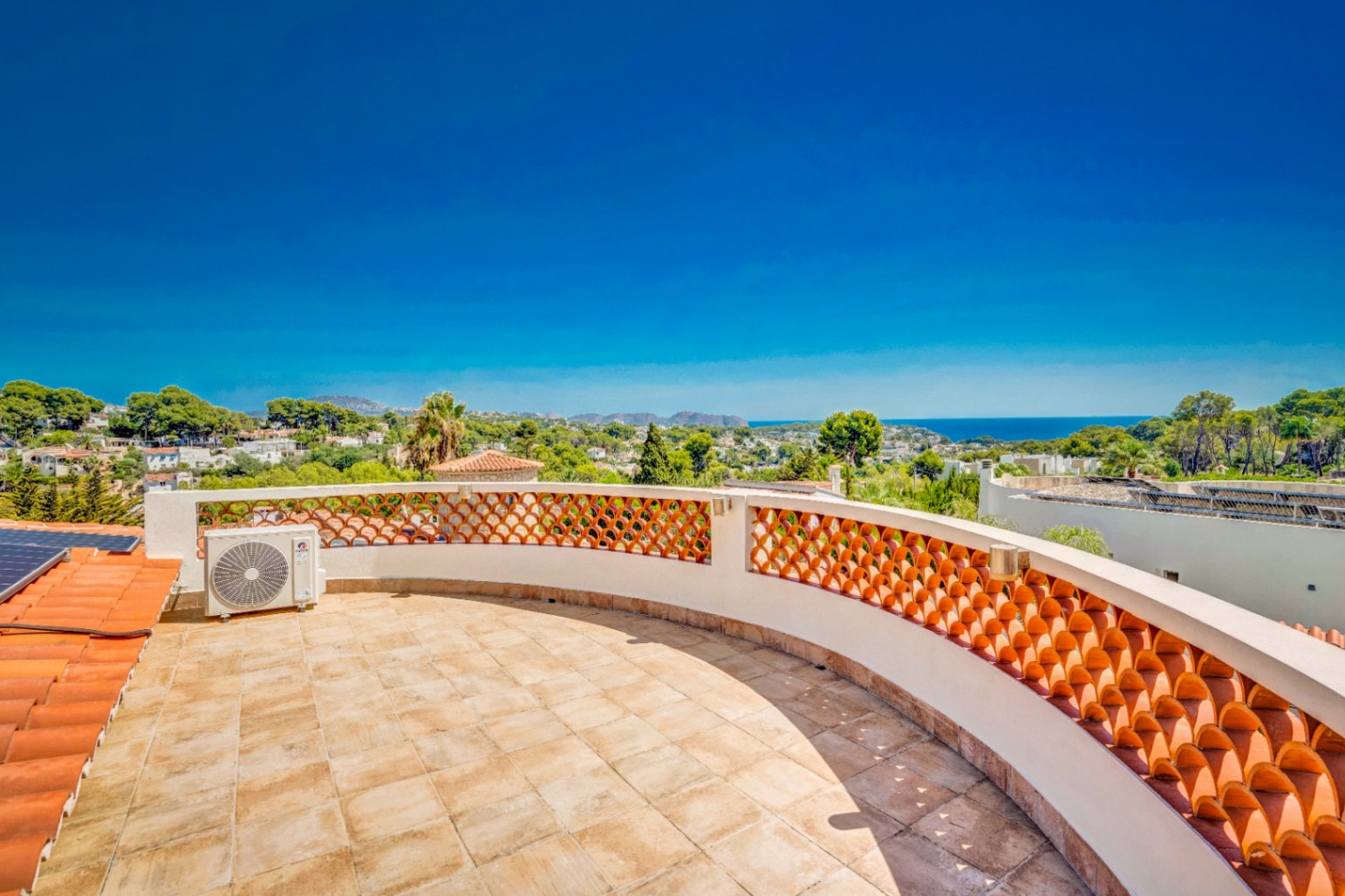 3 Bedroom Villa for Sale in La Fustera, Benissa 