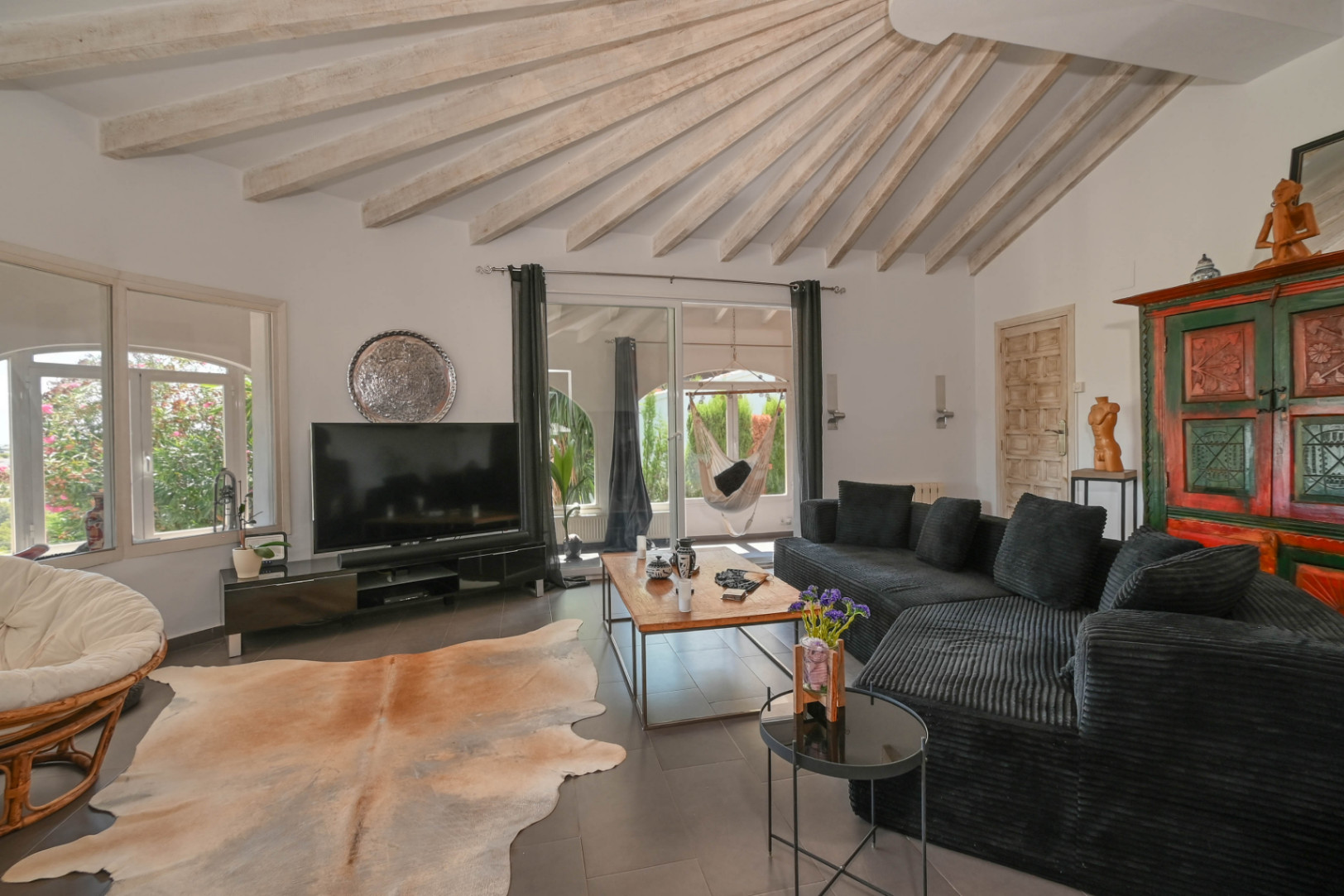 5-Bedroom Villa for Sale in Buevavista, Benissa 