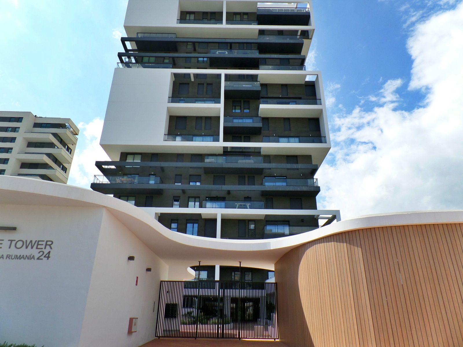 3 Bedroom Apartment in Calpe with Sea Views