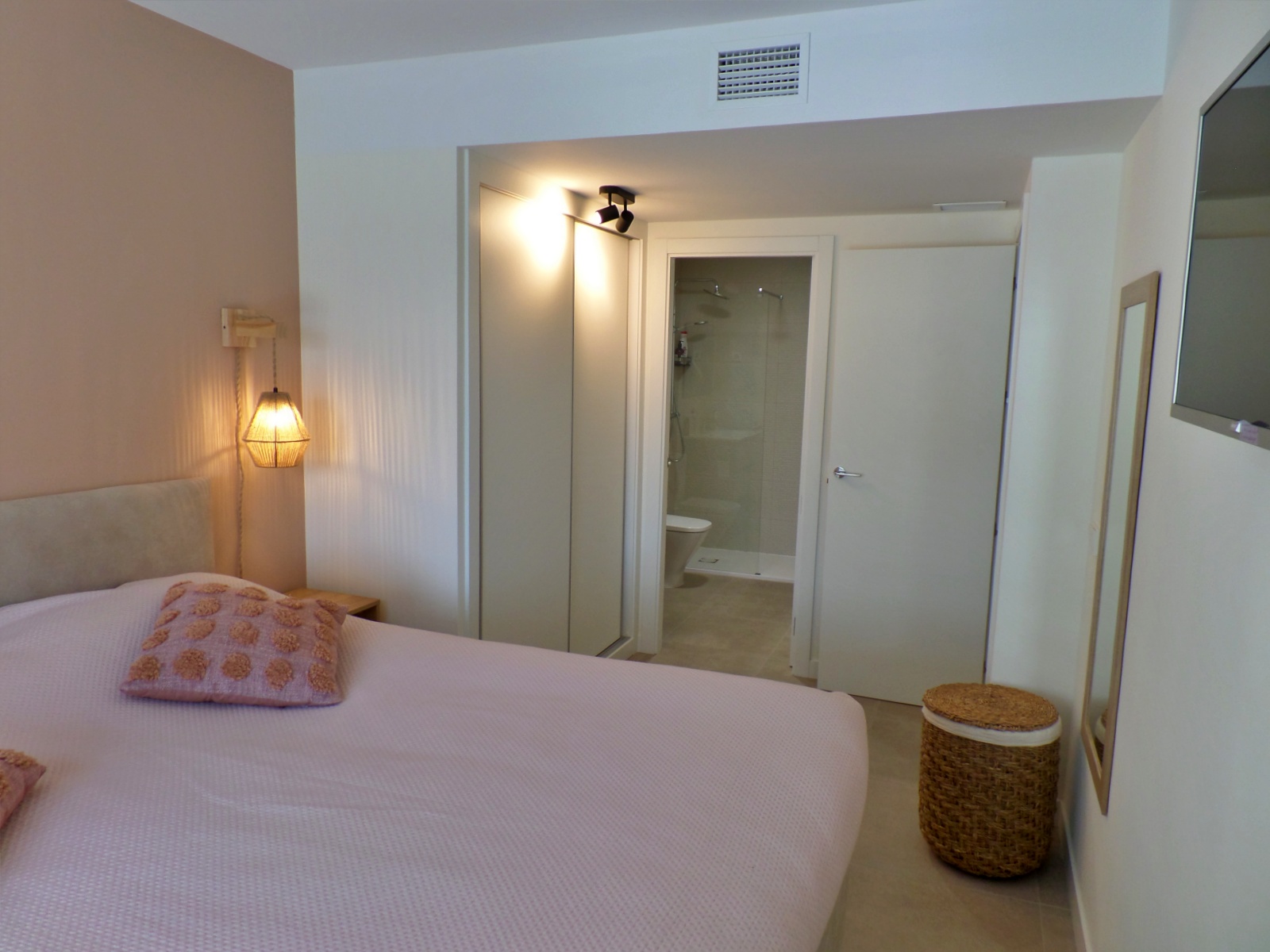 3 Bedroom Apartment in Calpe with Sea Views