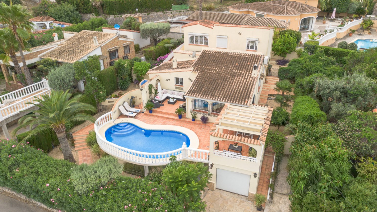 Beautiful Villa with Private Pool for Sale in El Aspre, Orba