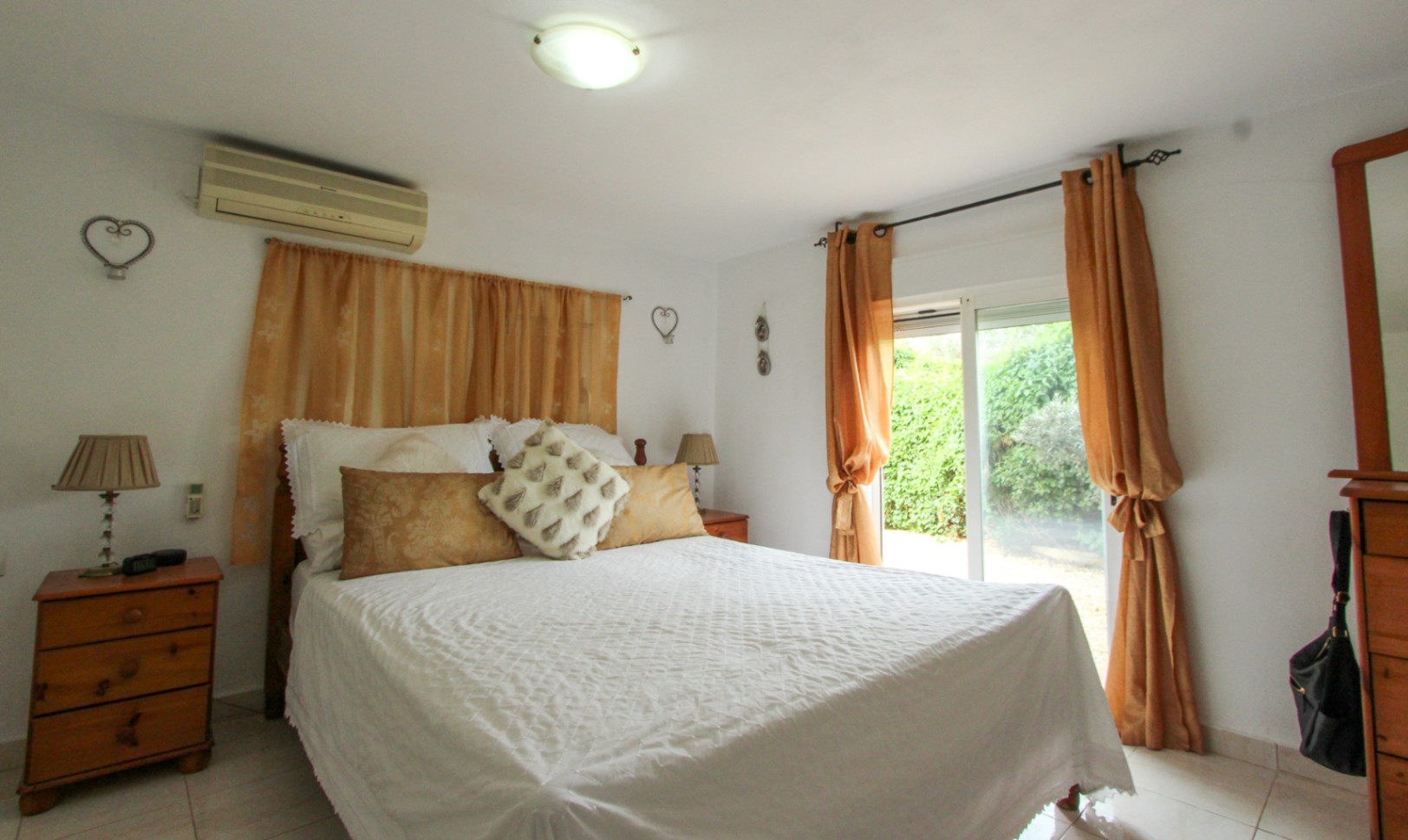 Beautiful Villa with Private Pool for Sale in El Aspre, Orba