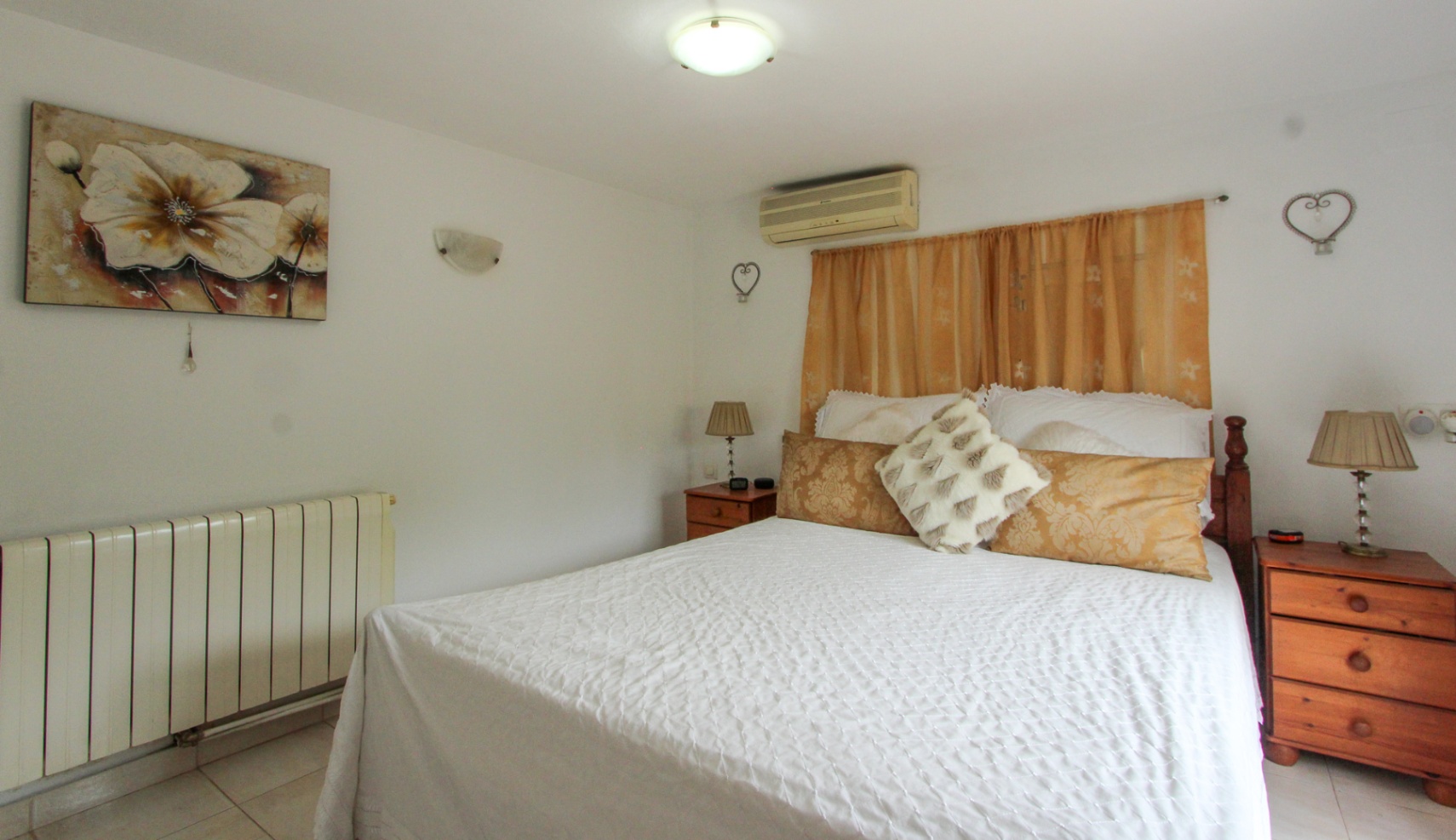 Beautiful Villa with Private Pool for Sale in El Aspre, Orba
