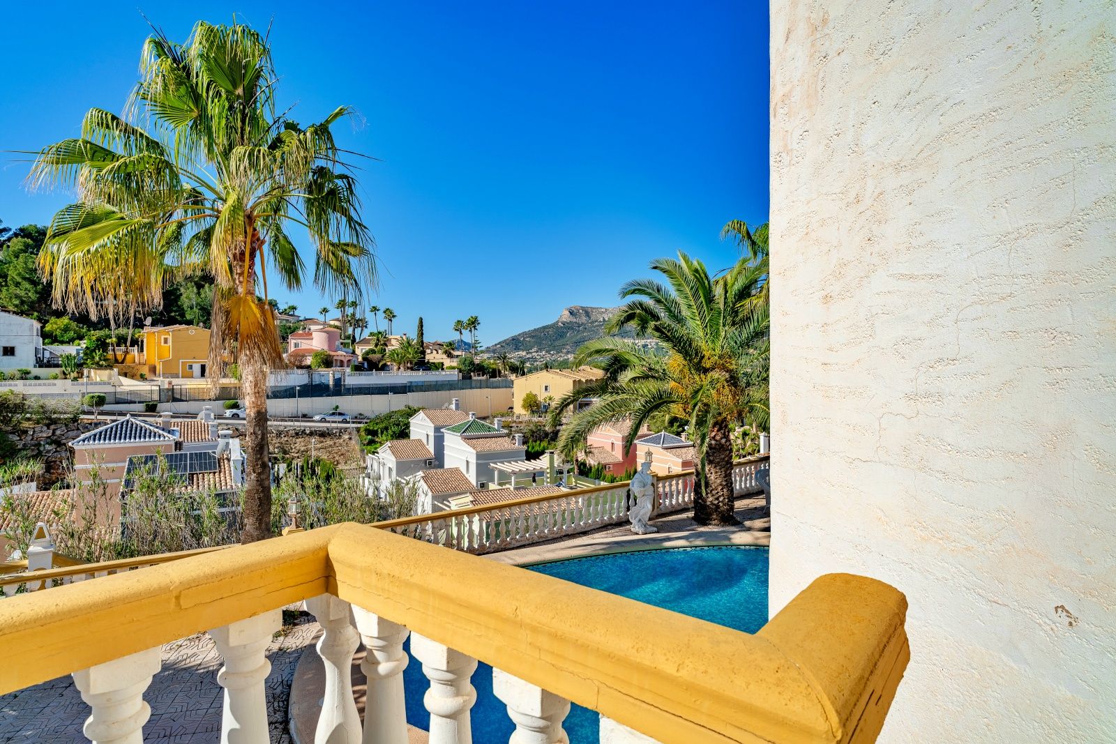3 Bedroom Detached House in Calpe with Private Pool