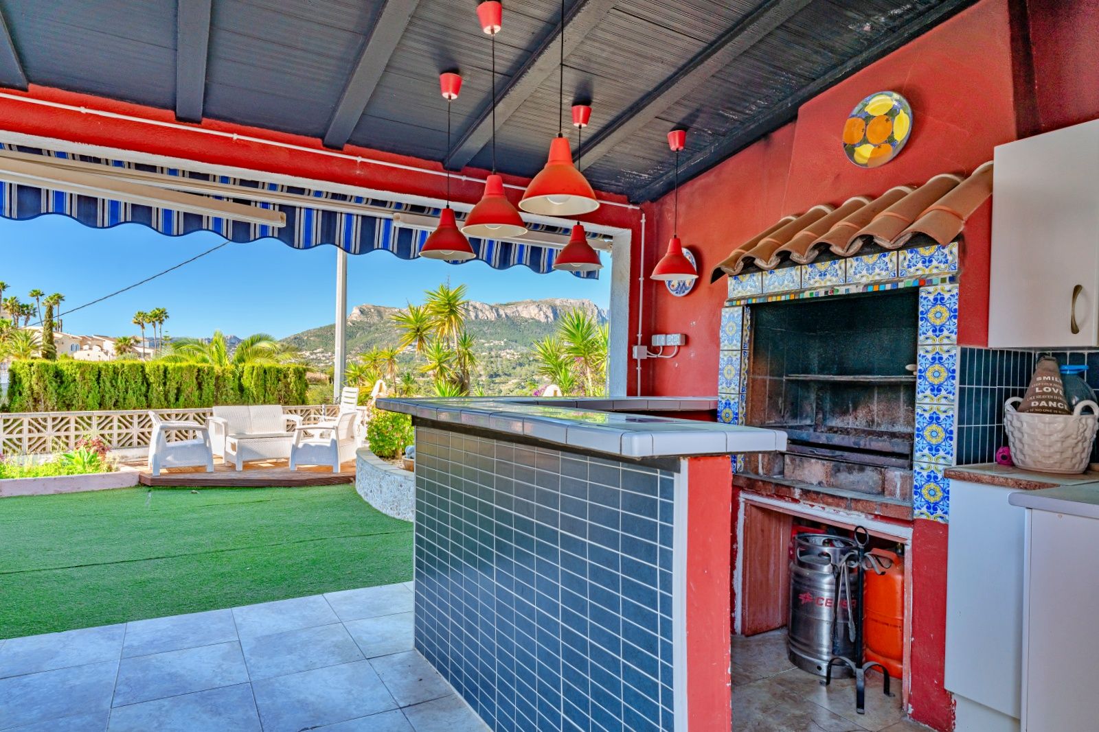 3 Bedroom Detached House in Calpe with Private Pool