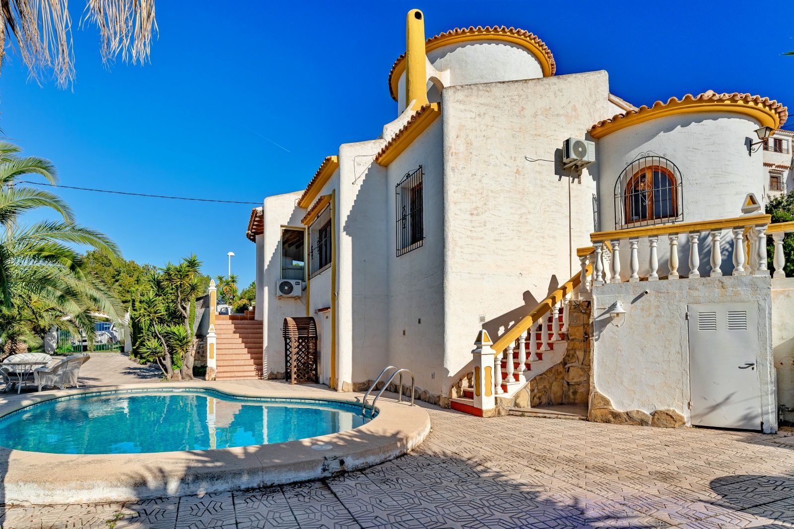 3 Bedroom Detached House in Calpe with Private Pool