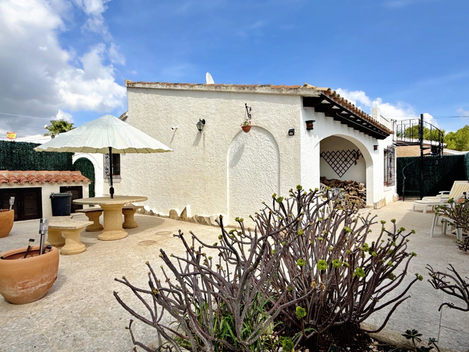 2-Bedroom Bungalow For Sale in La Sabatera, Moraira