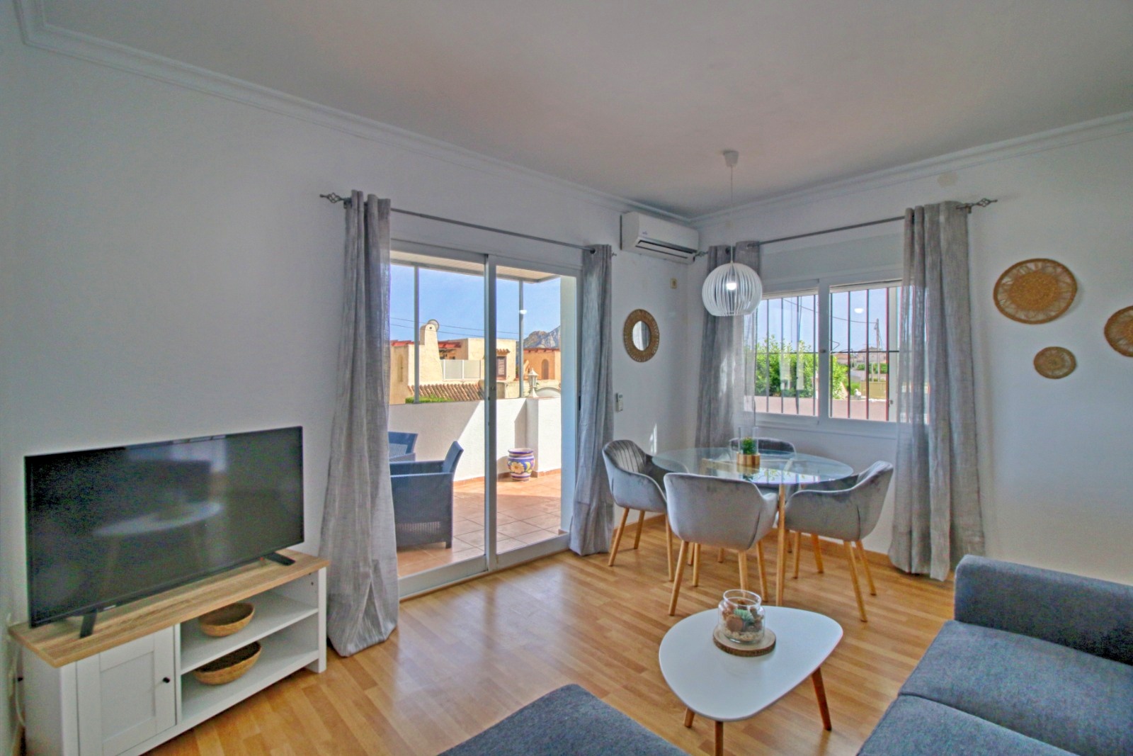 2 Bedroom Detached House in Calpe with Private Pool