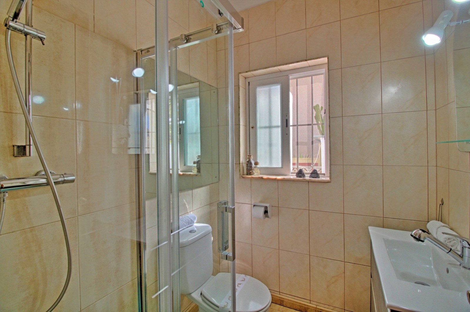 2 Bedroom Detached House in Calpe with Private Pool