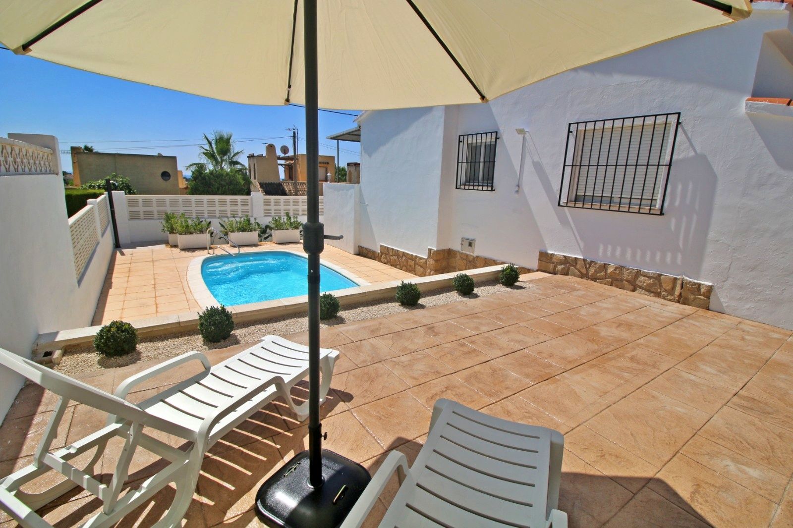 2 Bedroom Detached House in Calpe with Private Pool