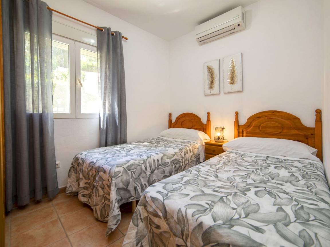 6 Bedroom Detached Villa in Calpe with Private Pool