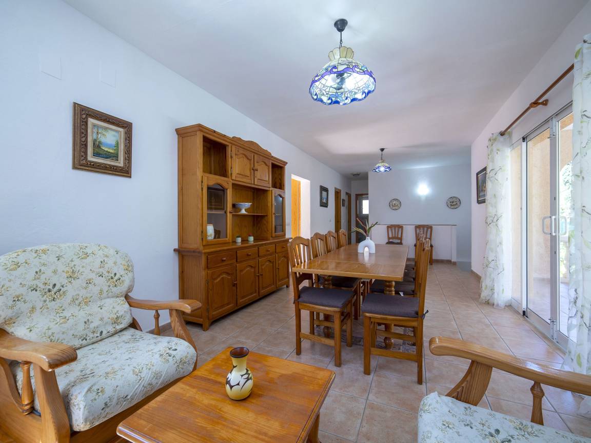 6 Bedroom Detached Villa in Calpe with Private Pool