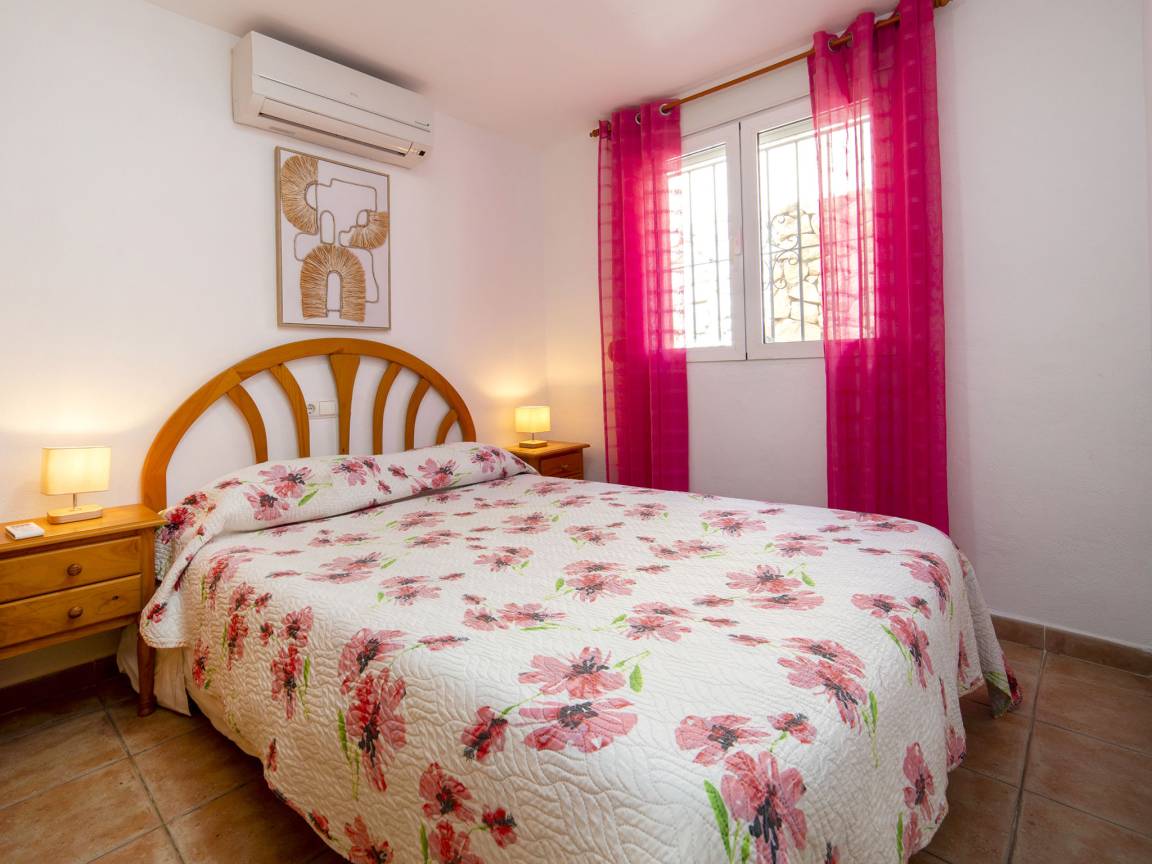6 Bedroom Detached Villa in Calpe with Private Pool