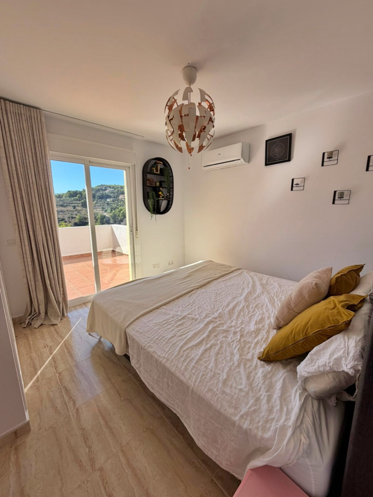 3 Bedroom Semi-Detached House in Calpe with Pool