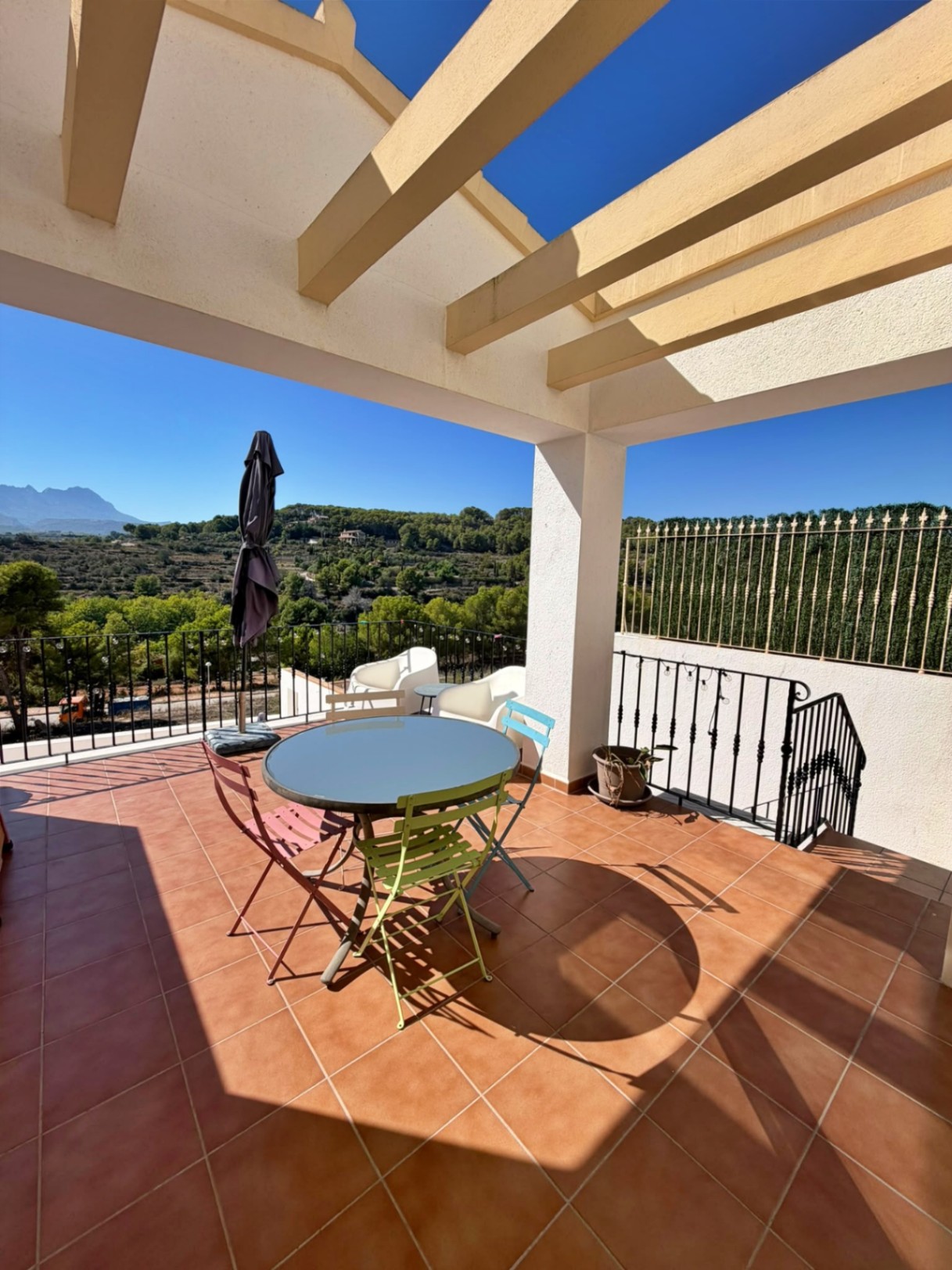 3 Bedroom Semi-Detached House in Calpe with Pool