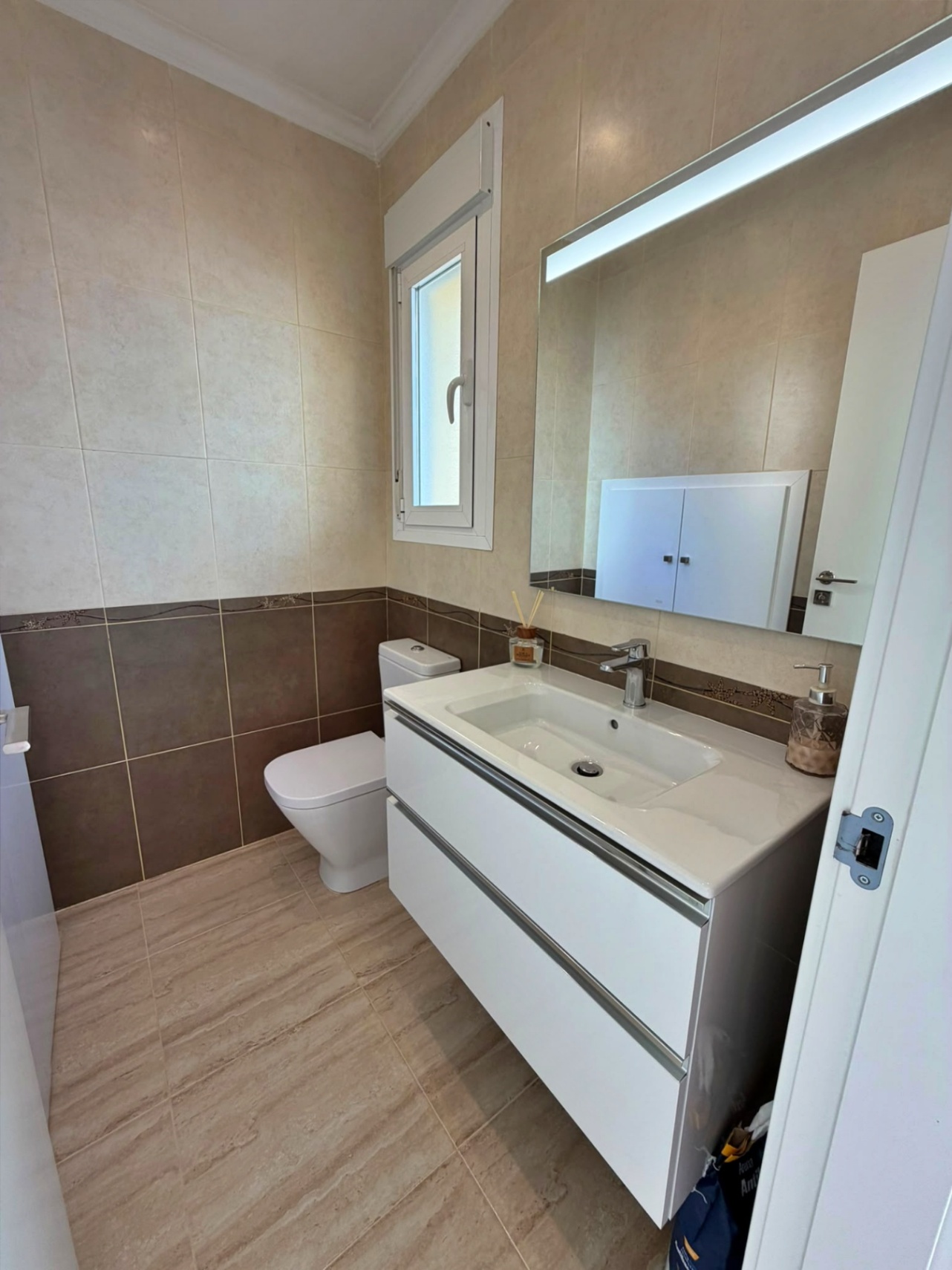 3 Bedroom Semi-Detached House in Calpe with Pool