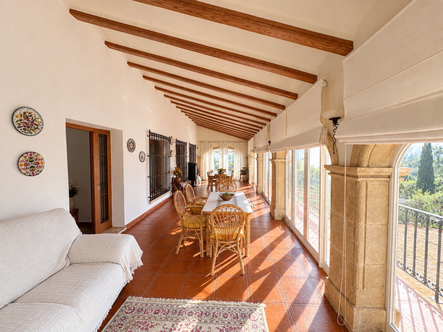 5 Bedroom Villa in Jávea with Large Garage and Workshop Space