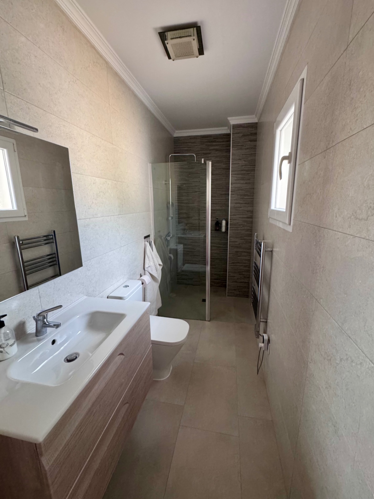 5 Bedroom Villa in Jávea with Large Garage and Workshop Space