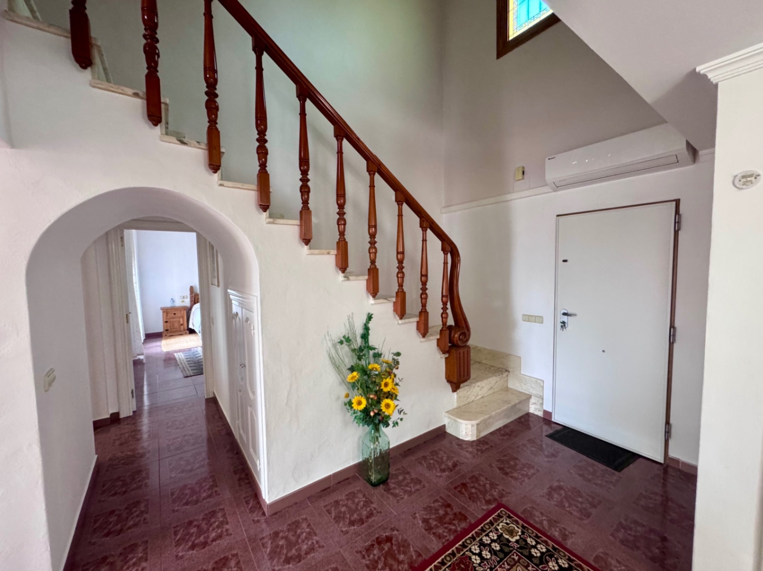 5 Bedroom Villa in Jávea with Large Garage and Workshop Space