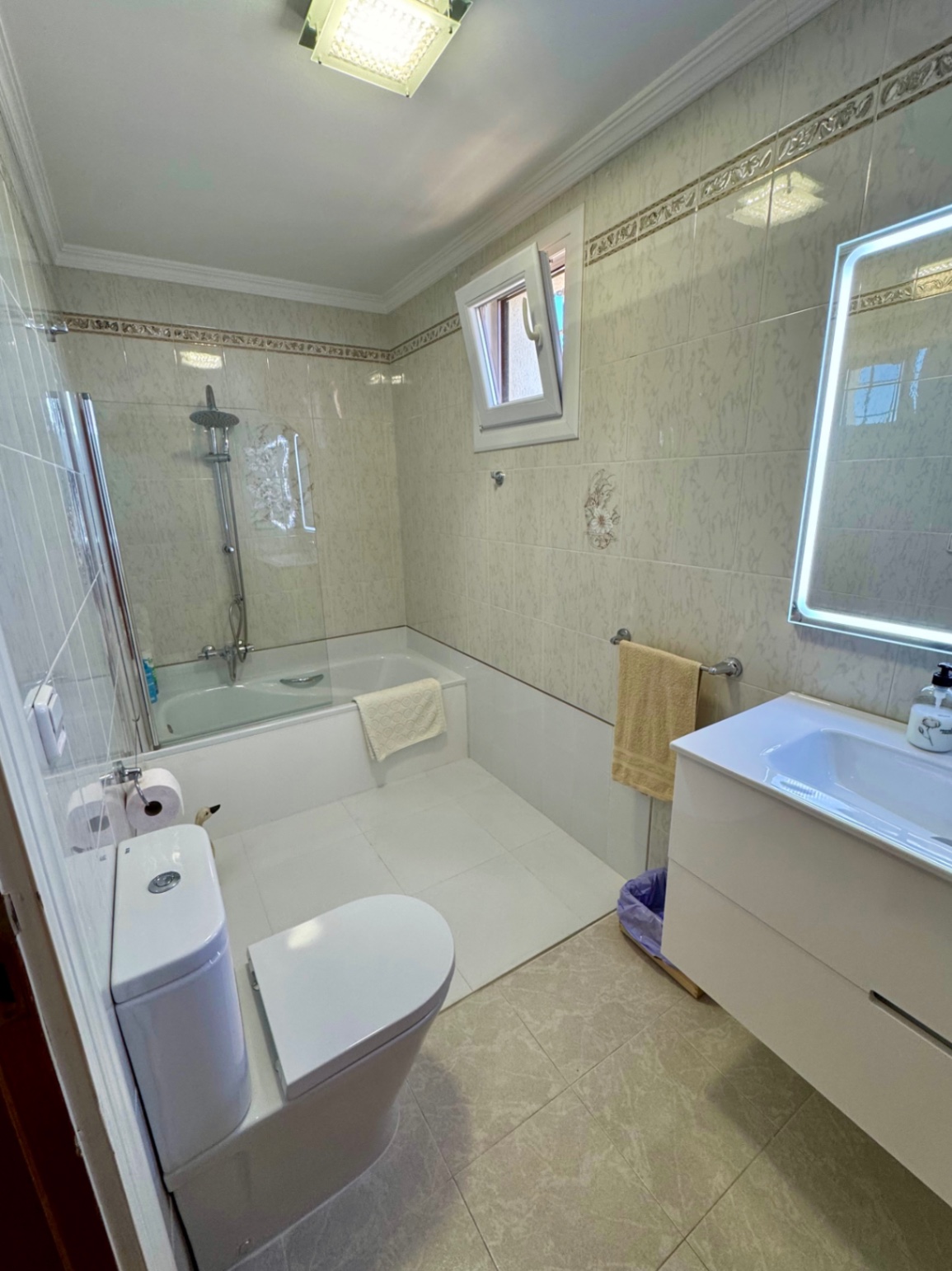 5 Bedroom Villa in Jávea with Large Garage and Workshop Space