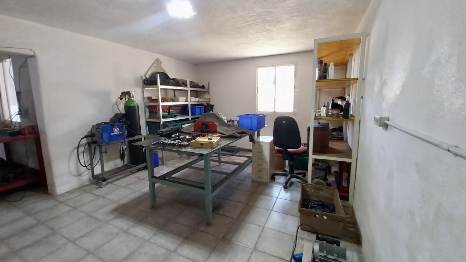 5 Bedroom Villa in Jávea with Large Garage and Workshop Space