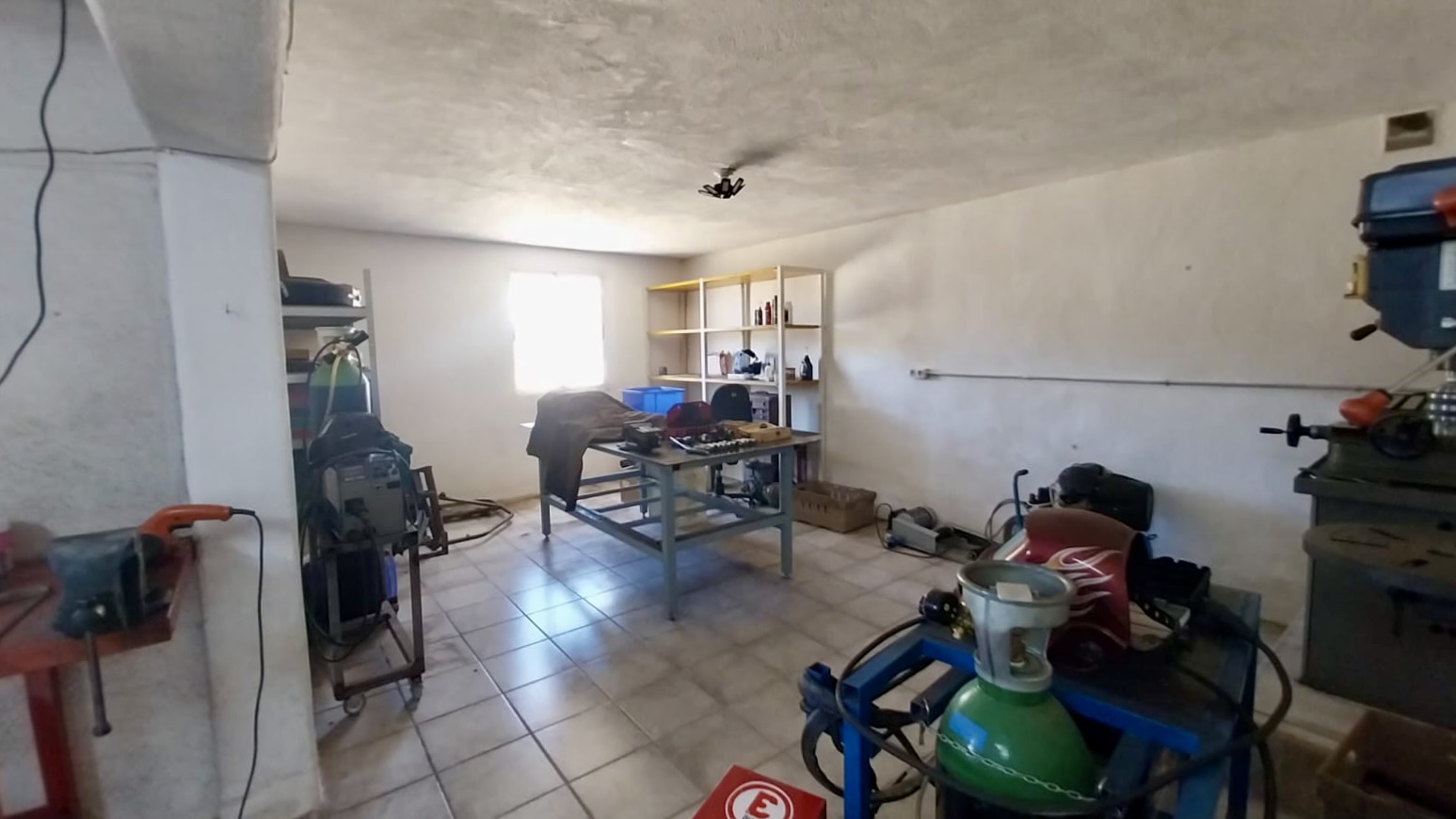 5 Bedroom Villa in Jávea with Large Garage and Workshop Space