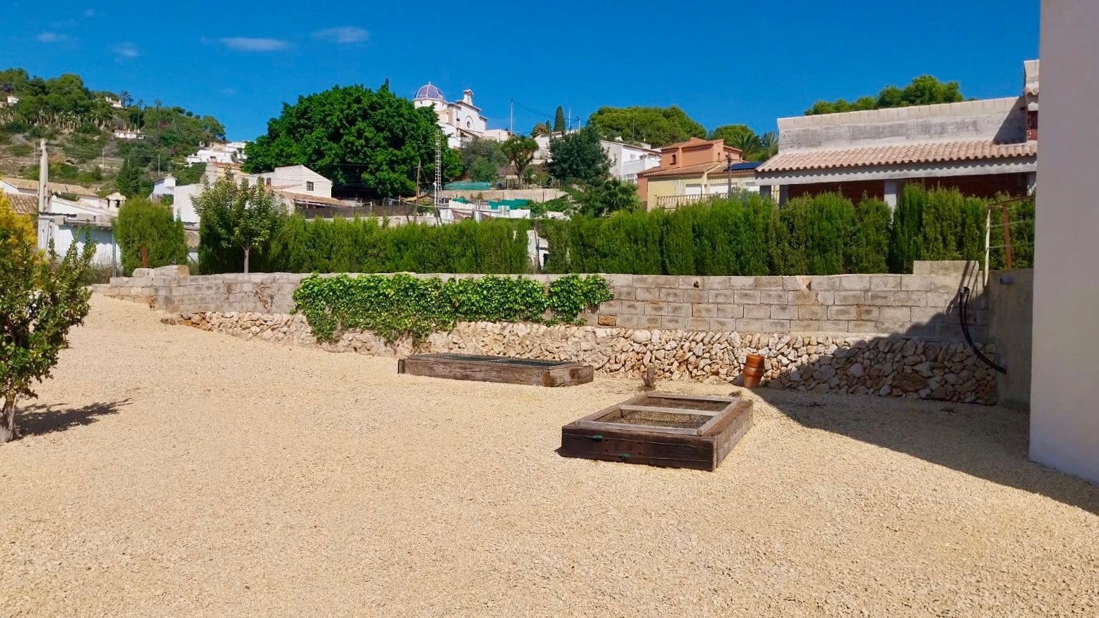 5 Bedroom Villa in Jávea with Large Garage and Workshop Space