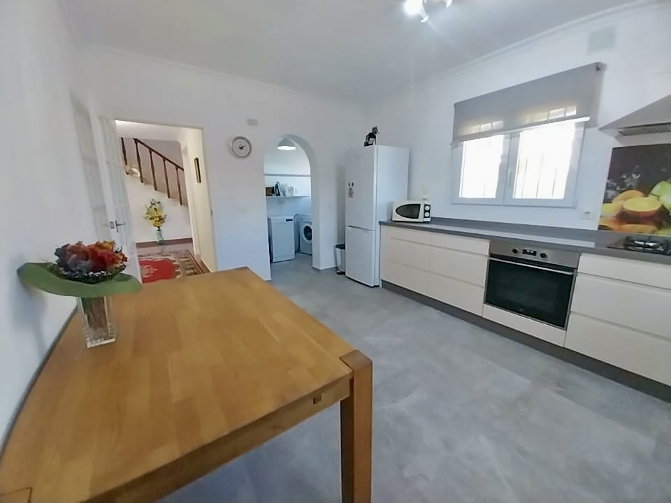 5 Bedroom Villa in Jávea with Large Garage and Workshop Space