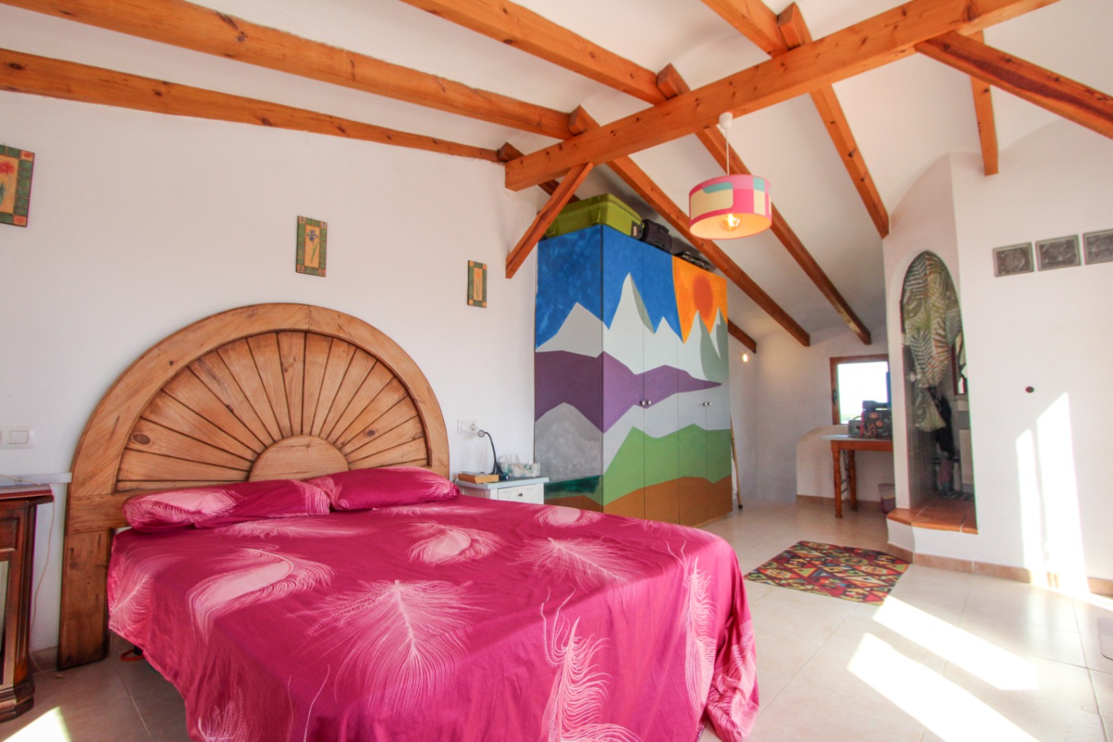 Rustic 4-Bedroom Townhouse with Mountain Views and Terrace