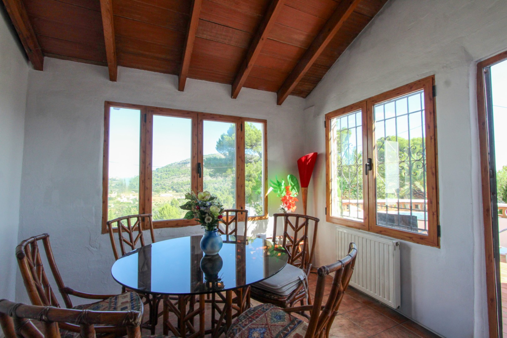 Rustic 4-Bedroom Townhouse with Mountain Views and Terrace
