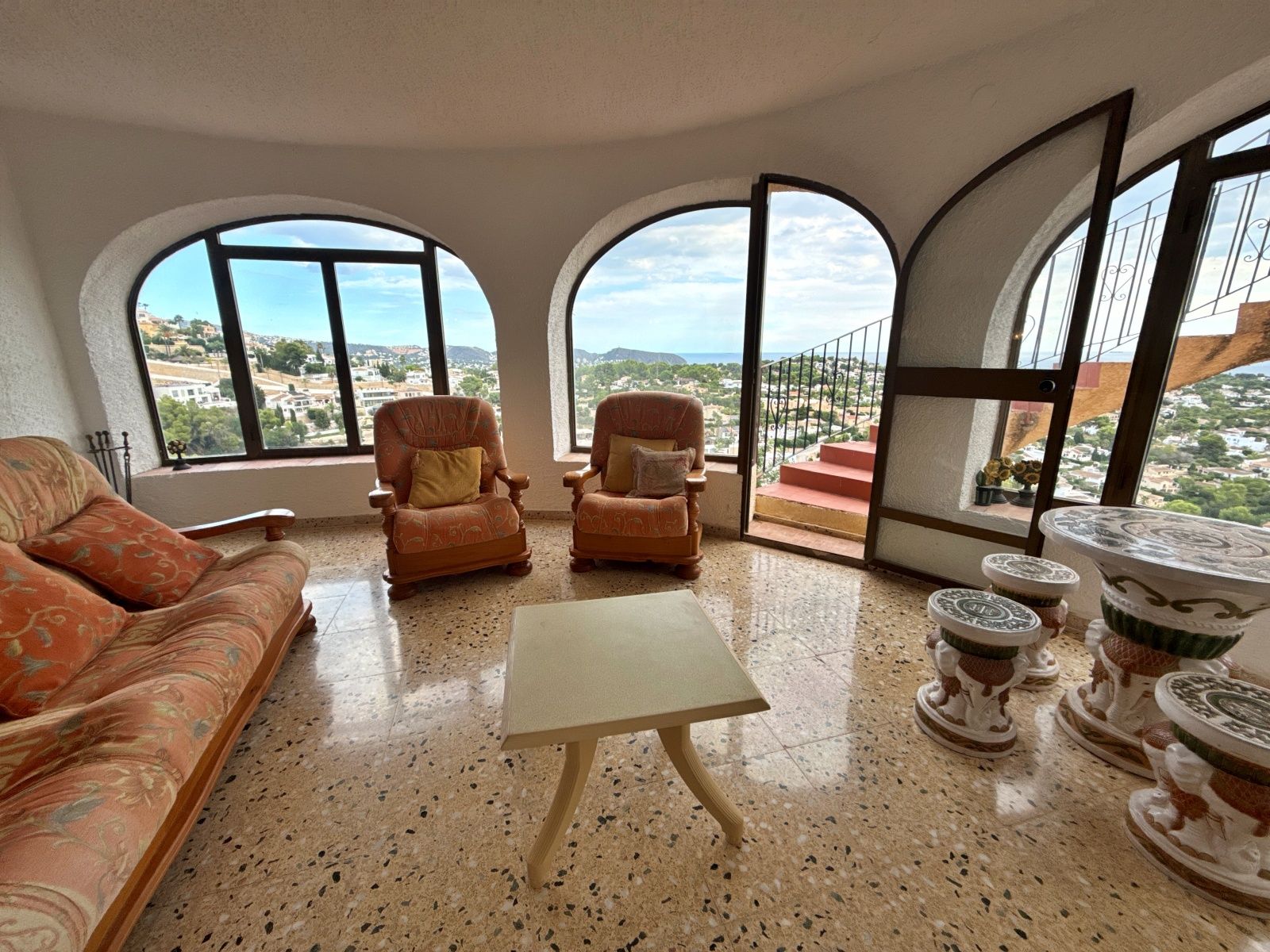Villa for Sale in Baladrar, Benissa with Independent Guest Accommodation