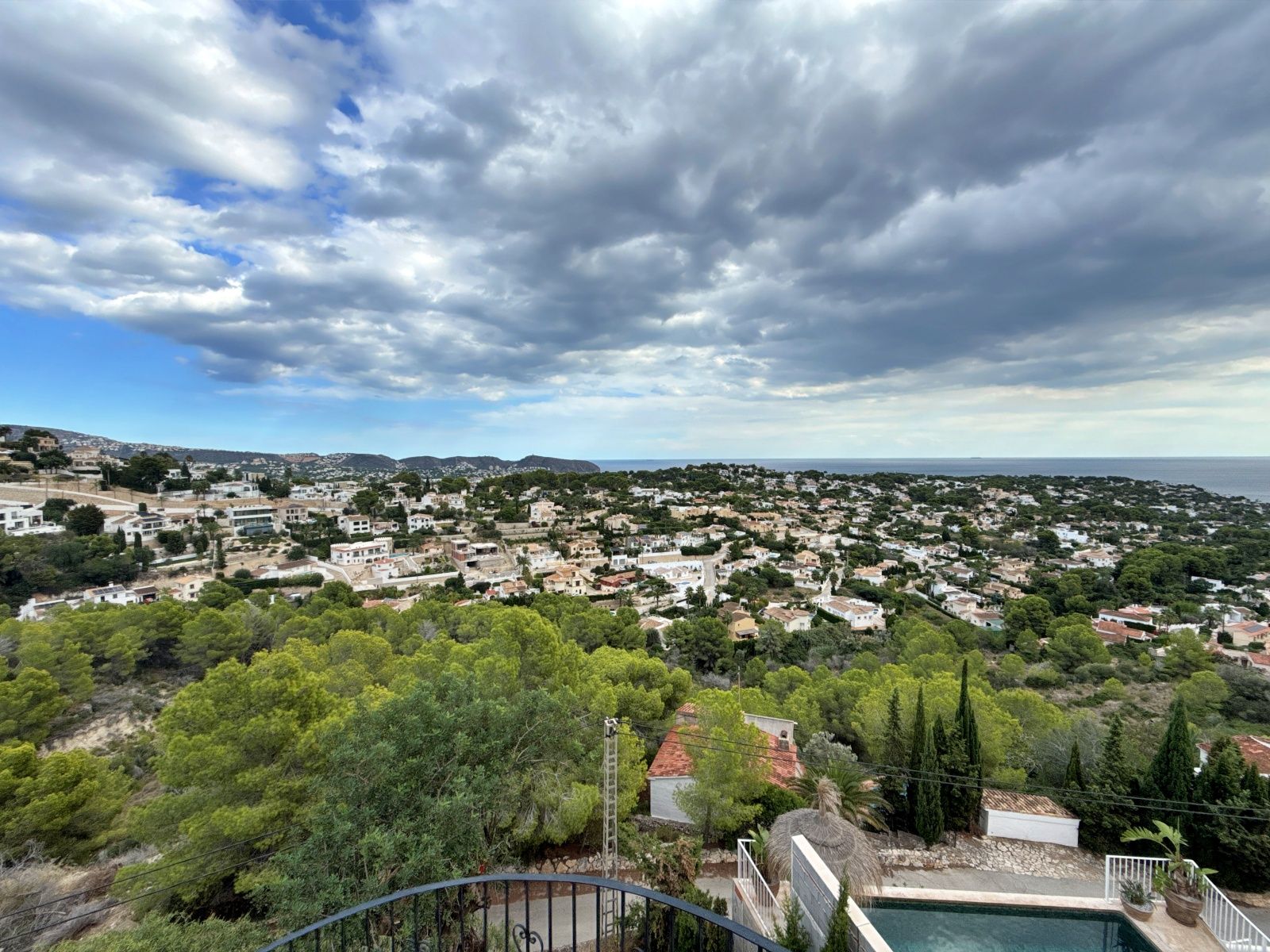 Villa for Sale in Baladrar, Benissa with Independent Guest Accommodation