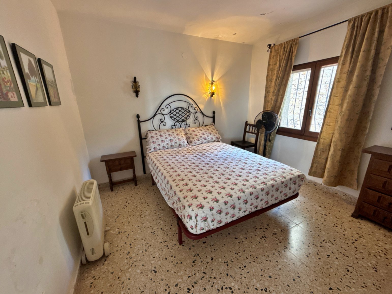 Villa for Sale in Baladrar, Benissa with Independent Guest Accommodation