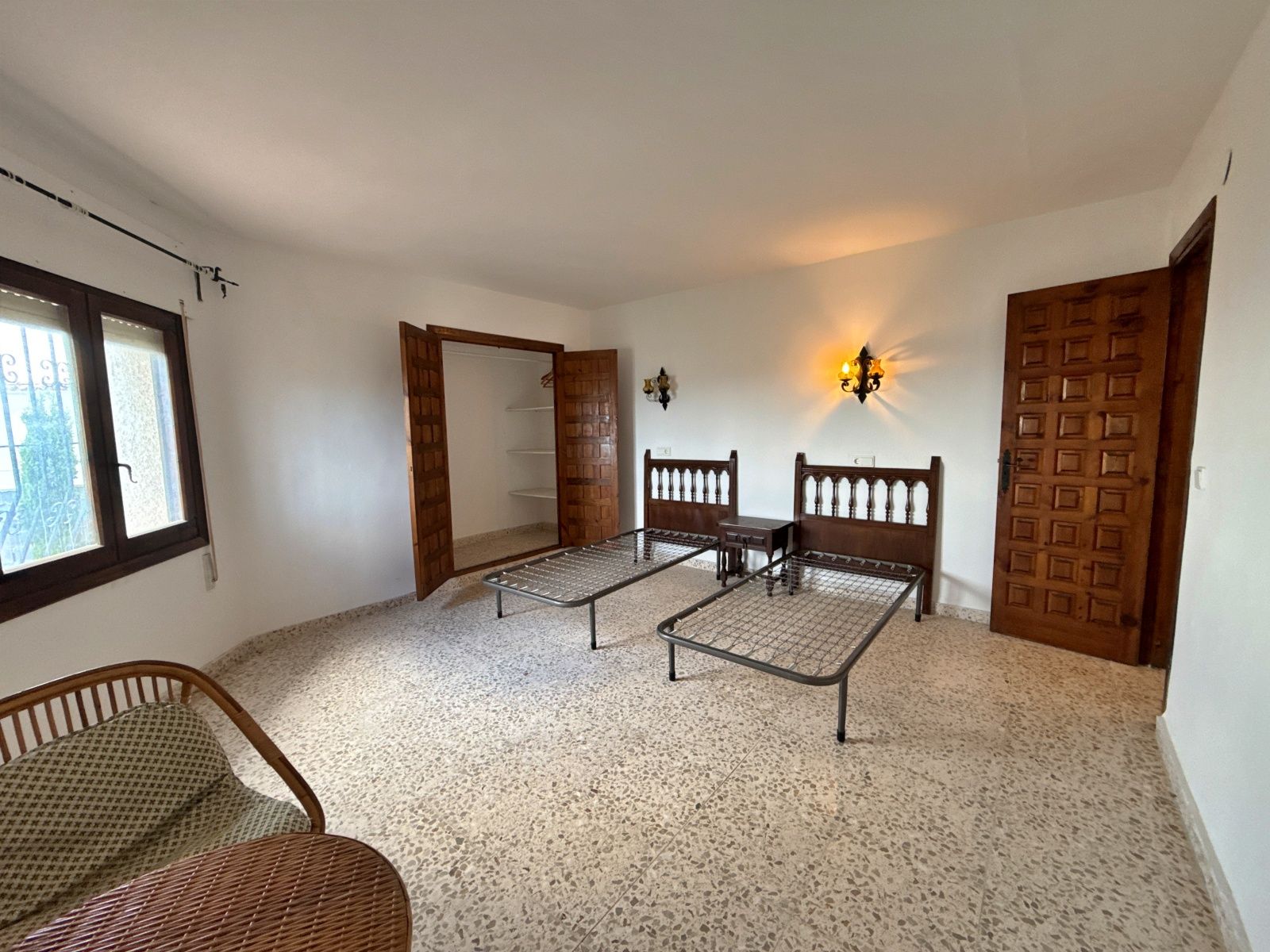 Villa for Sale in Baladrar, Benissa with Independent Guest Accommodation