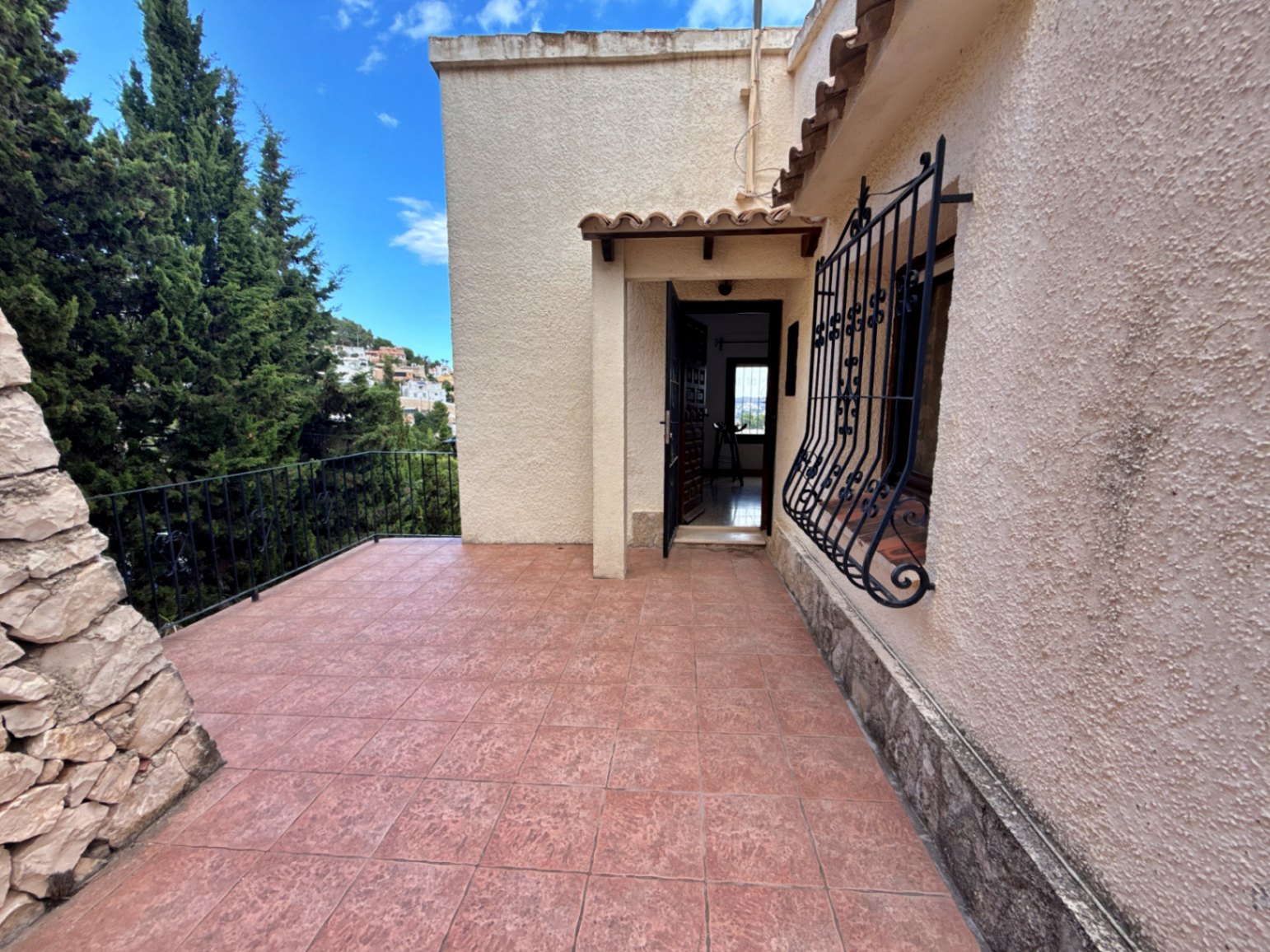 Villa for Sale in Baladrar, Benissa with Independent Guest Accommodation
