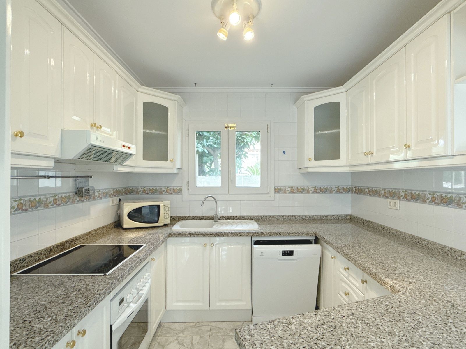 Villa for sale in Moraira, Moravit