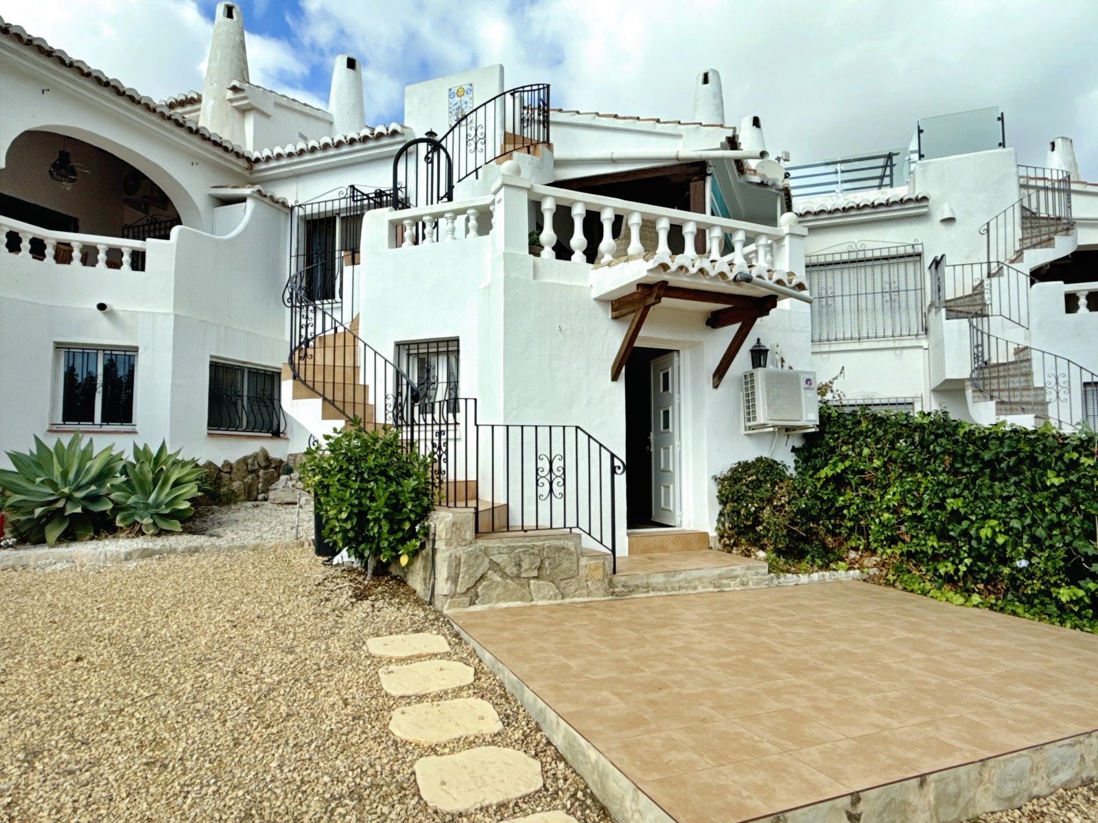 3-Bedroom Townhouse for Sale in Sol Park, Moraira with Sea Views